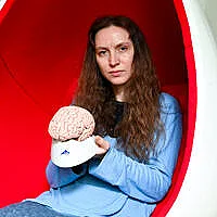 Dr. Elena Deliu