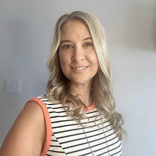 Dr. Marianne Trent